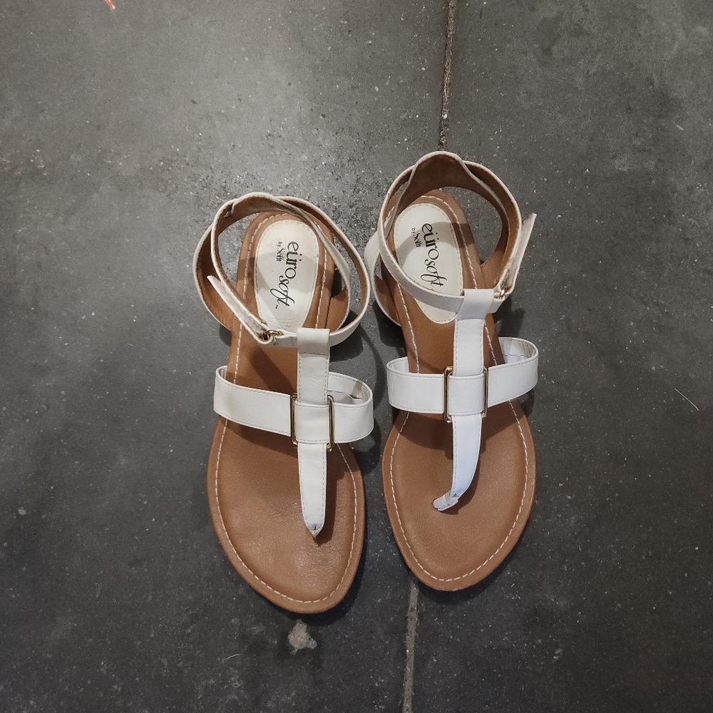 DSW Eurosoft sandals White Size 6M